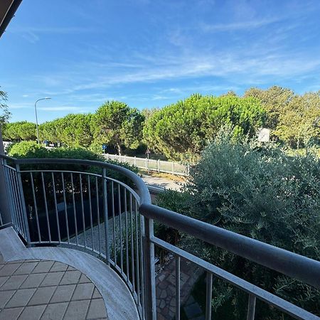 Pineta Apartament Tirrenia Extérieur photo