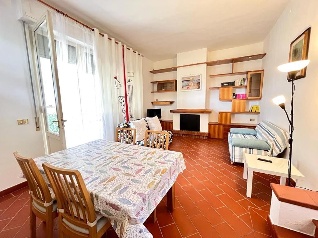 Pineta Apartament Tirrenia Extérieur photo