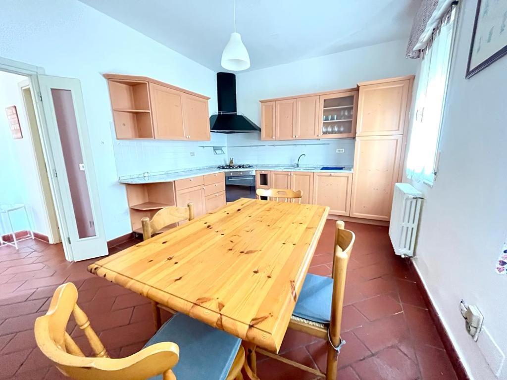 Pineta Apartament Tirrenia Extérieur photo