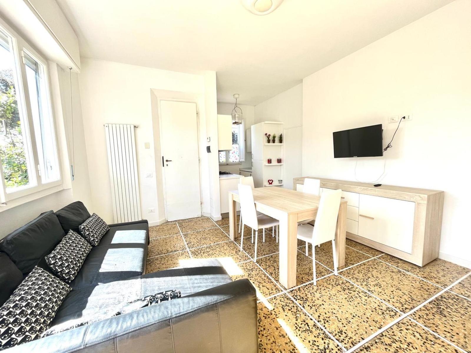 Pineta Apartament Tirrenia Extérieur photo