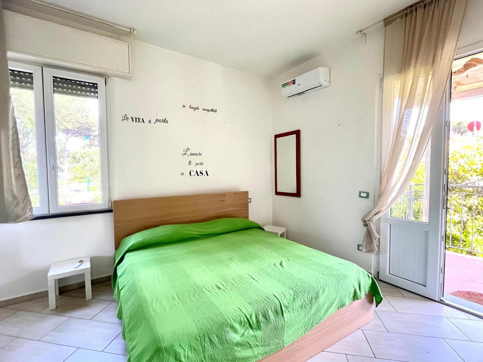 Pineta Apartament Tirrenia Extérieur photo
