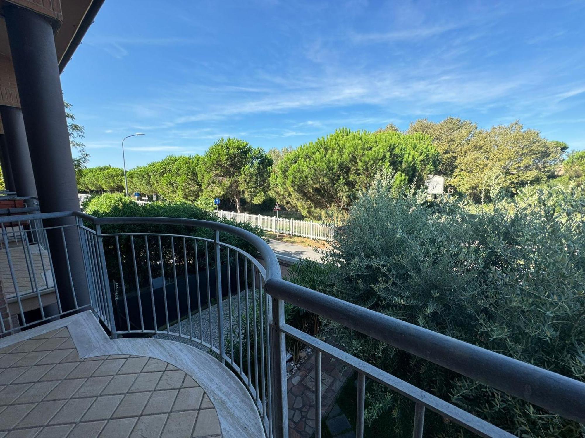 Pineta Apartament Tirrenia Extérieur photo