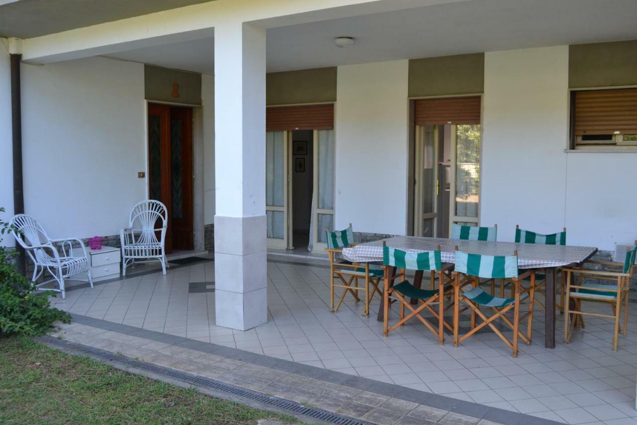 Pineta Apartament Tirrenia Extérieur photo